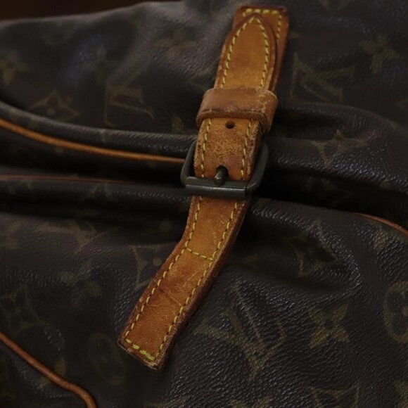 LOUIS VUITTON Monogram Saumur 35 Shoulder Bag LV Auth - Picture 13 of 16